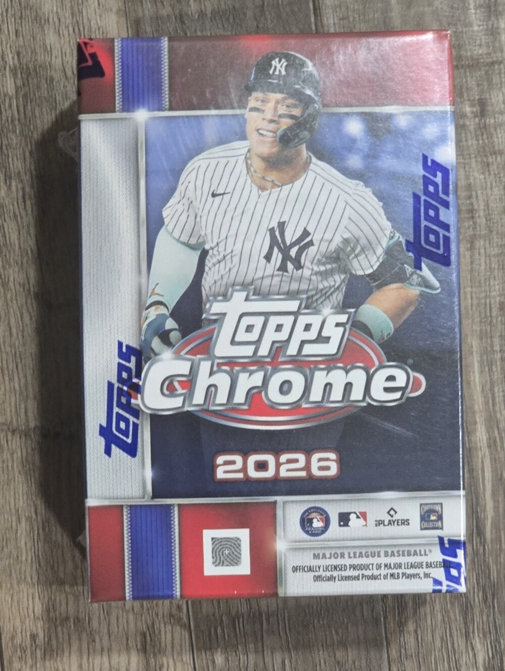 New In Package 2026 Topps MLB Chrome Baseball Trading Card Value Box - Picture 3 of 5